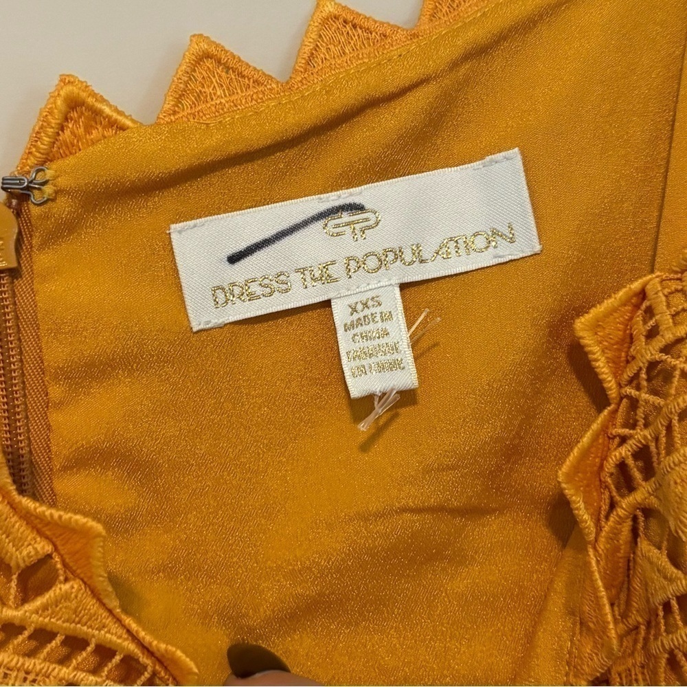 NEW | Dress the Population | Brenna Midi Dress in Honey Gold  XXS - Picture 4 of 11